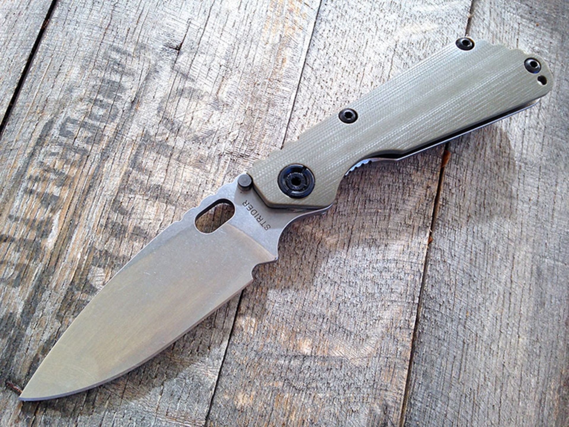 Locking-Blade-Knives