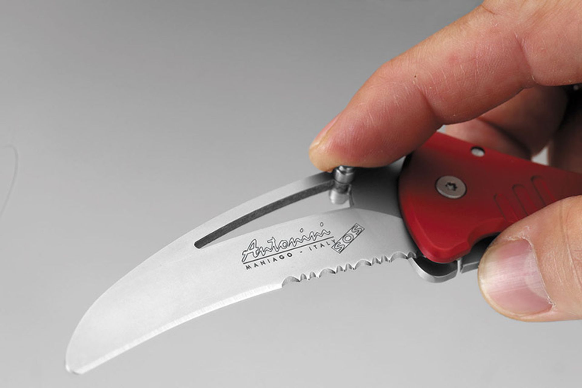 One-Handed-Opening