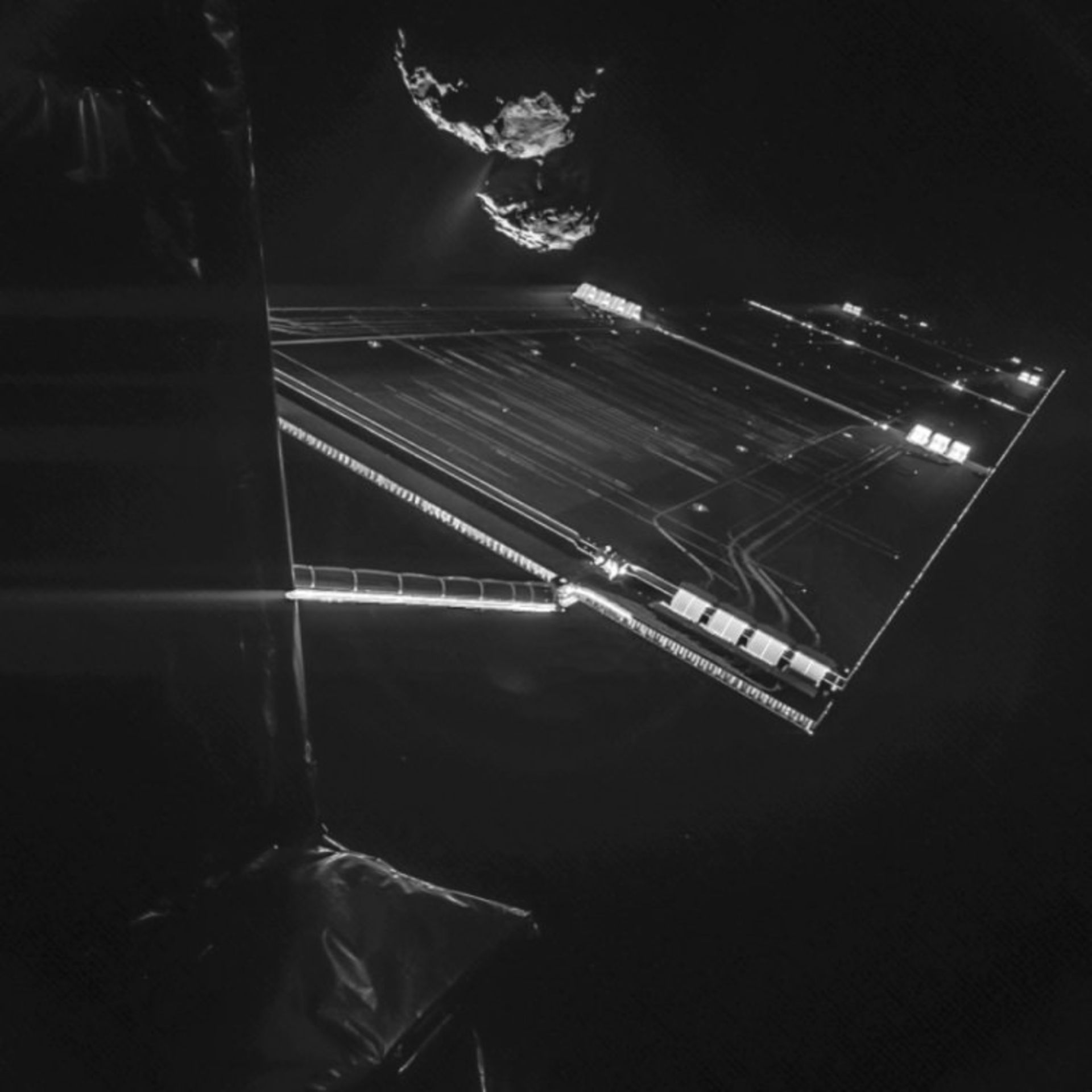 2015-11-205105-1000-144716078710106410-r3l8t8d-950-rosetta_mission_selfie_at_16_km