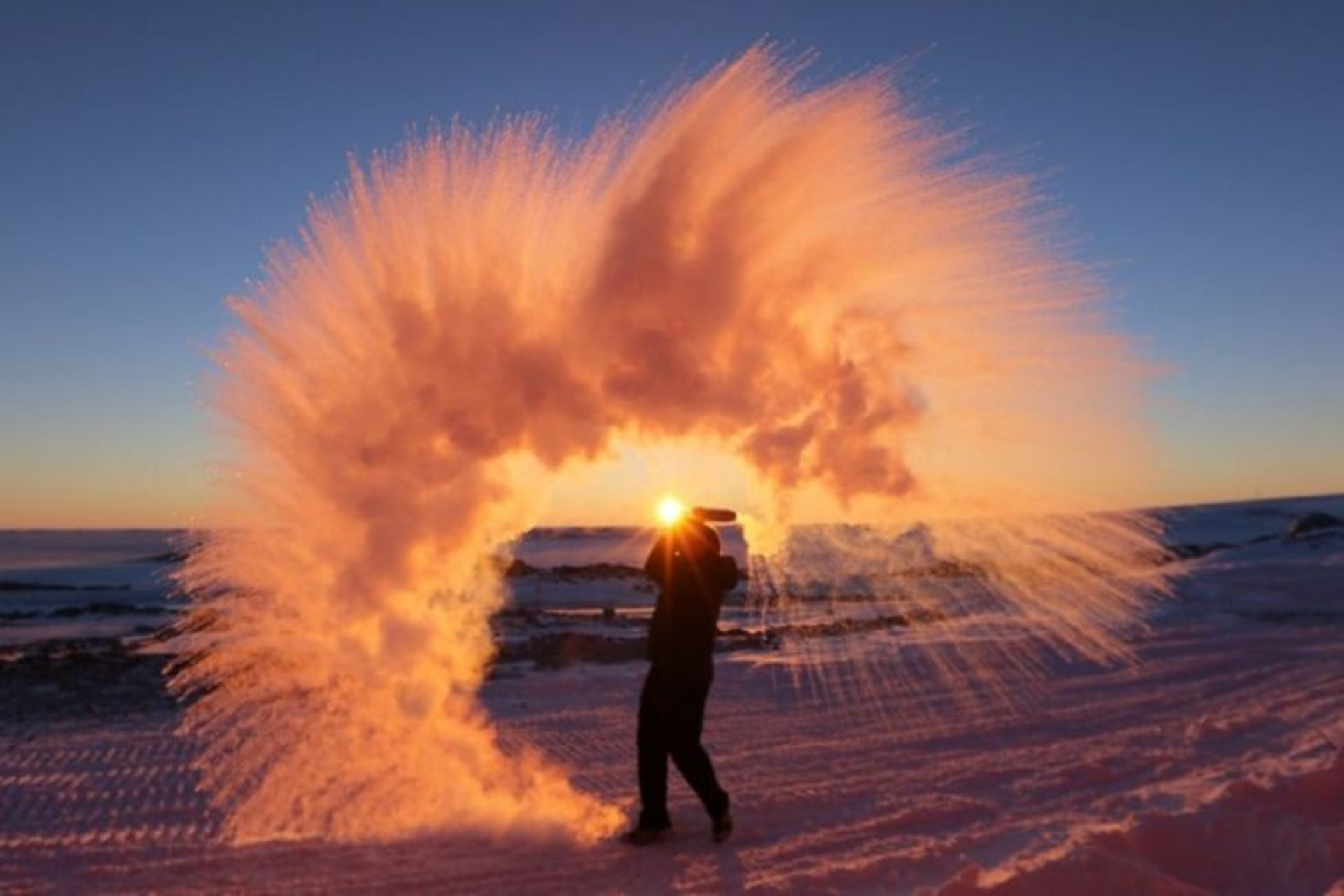 2015-11-209005-1000-14471607853439210-1000-1446450434antarctic