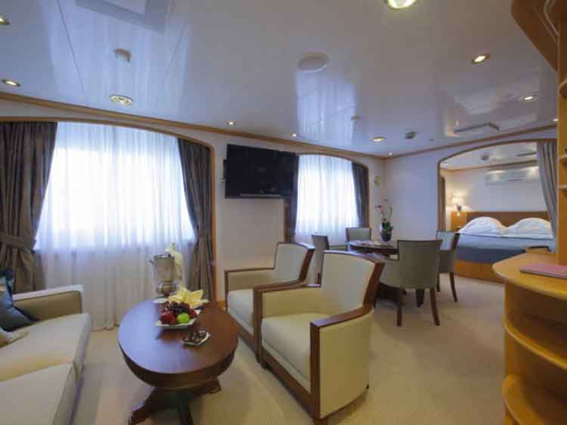 سفر با Seadream Yacht Club - کارائیب