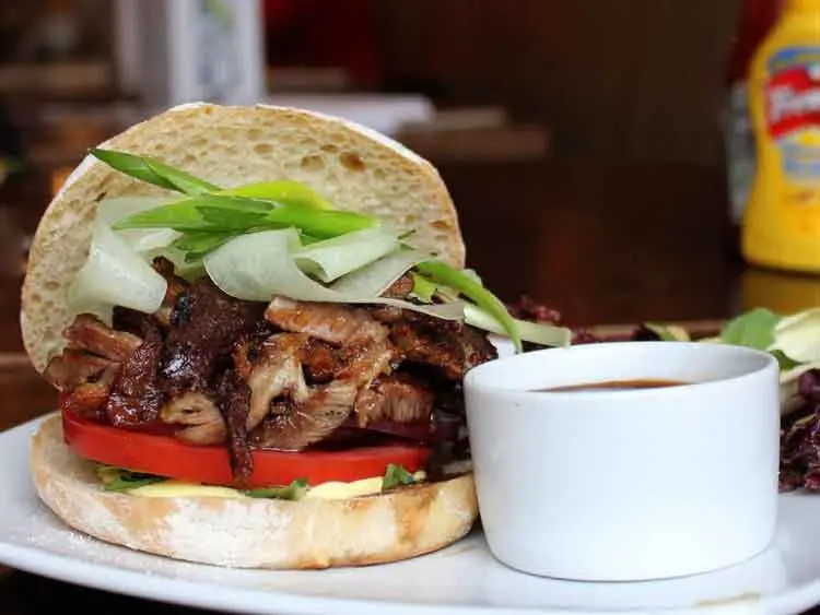 دوک برگر (رستوران Haché Burgers)