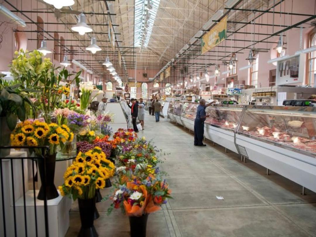 2015-11-55ce2c85c47ae13868ae46d1_eastern-market-washington-dc