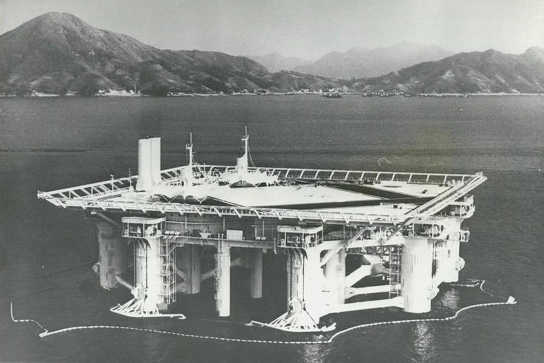 2015-11-aqua-polis-the-floating-city-for-expo-75-in-okinawa-retro-images-archive
