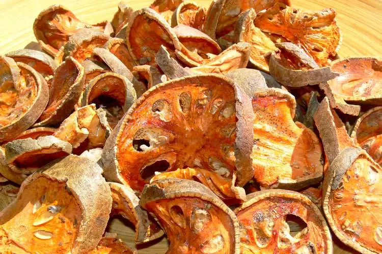 بائل، بکرایی، سیب چوبی