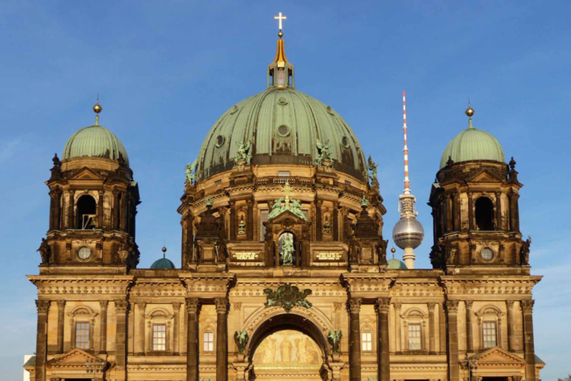 2015-11-berlin_cathedral_new