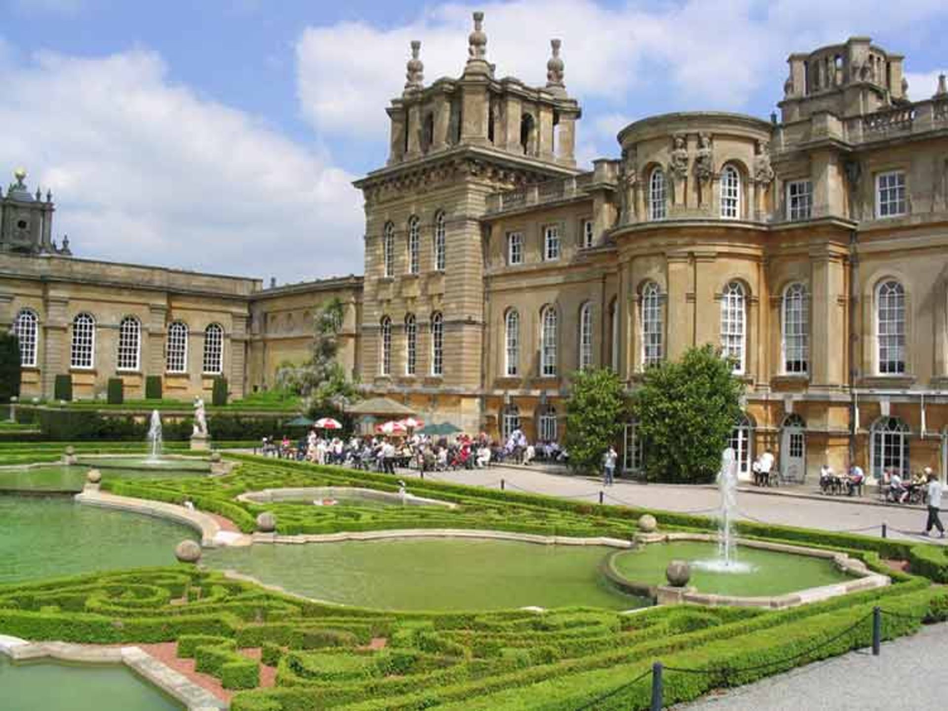 2015-11-blenheim-palace_theredlist