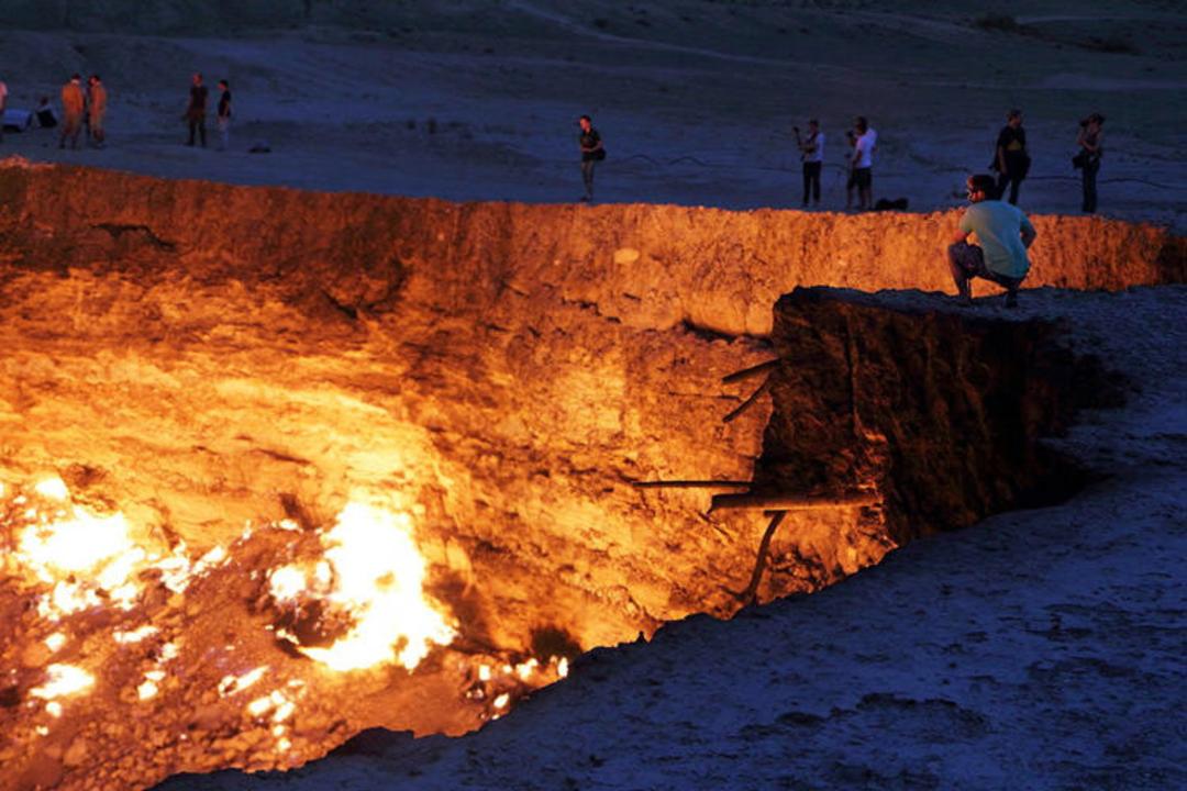 دری به سوی جهنم
