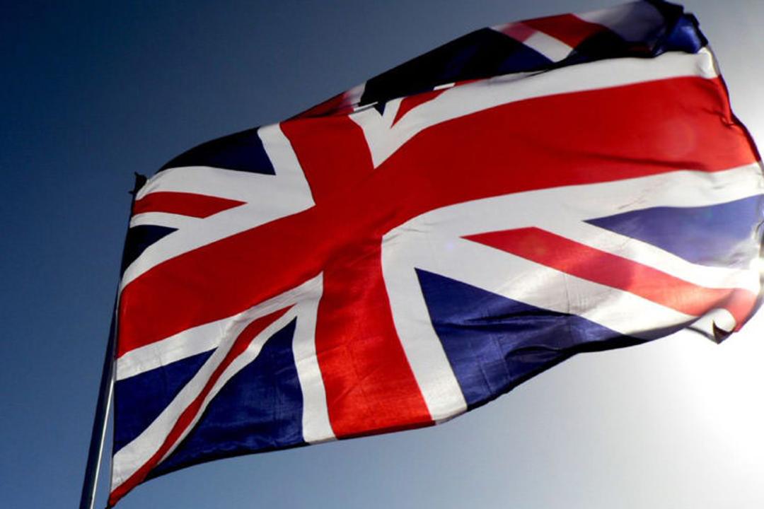 2015-11-english-flag-new