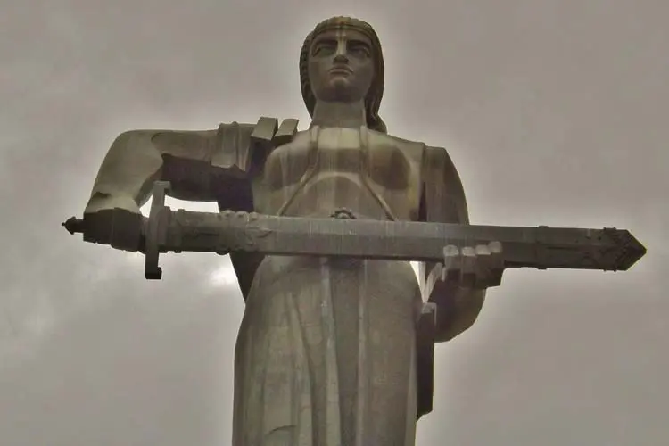 مجسمه ای در ارمنستان