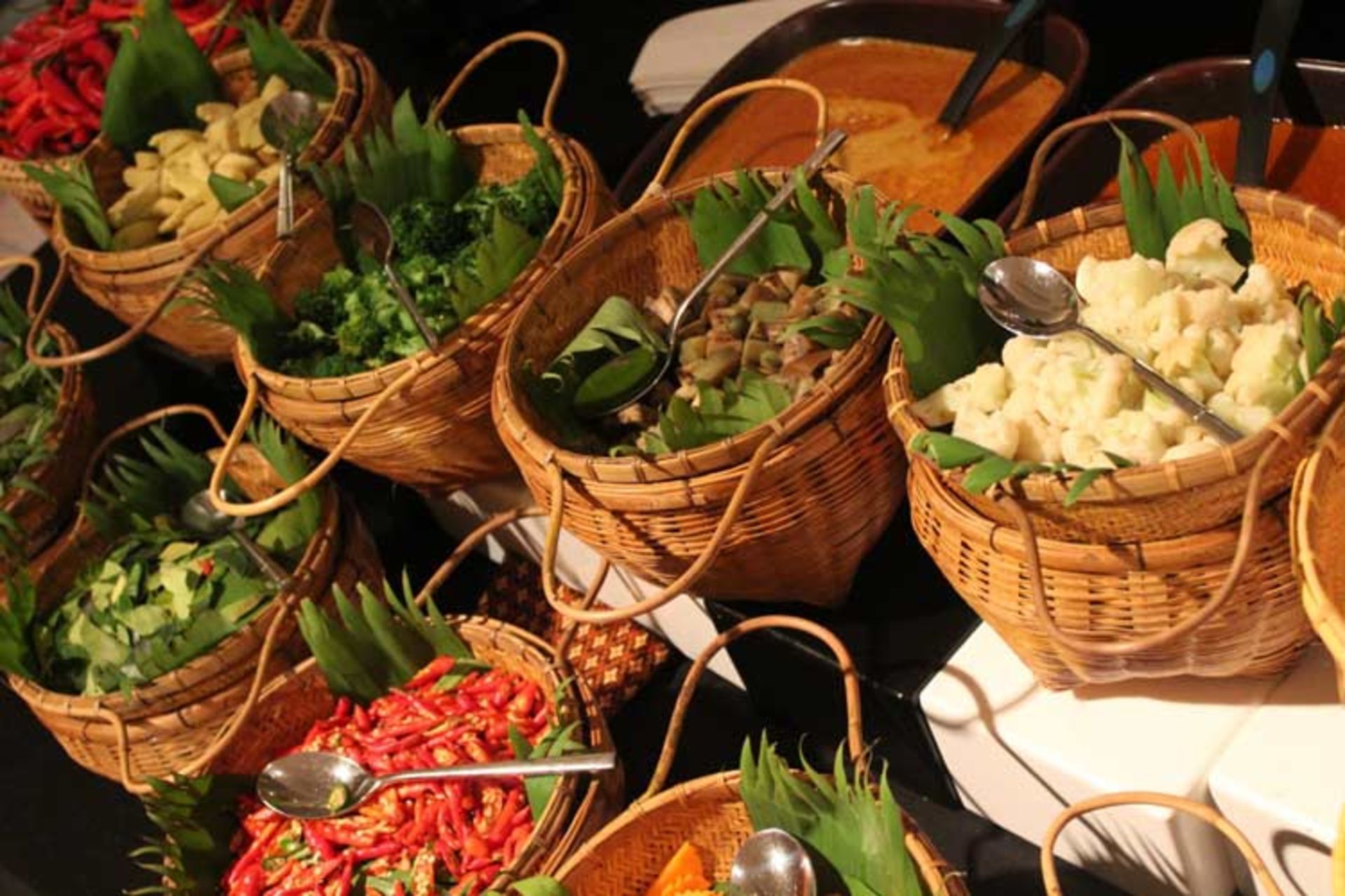 2015-11-experience-a-thai-festival-1