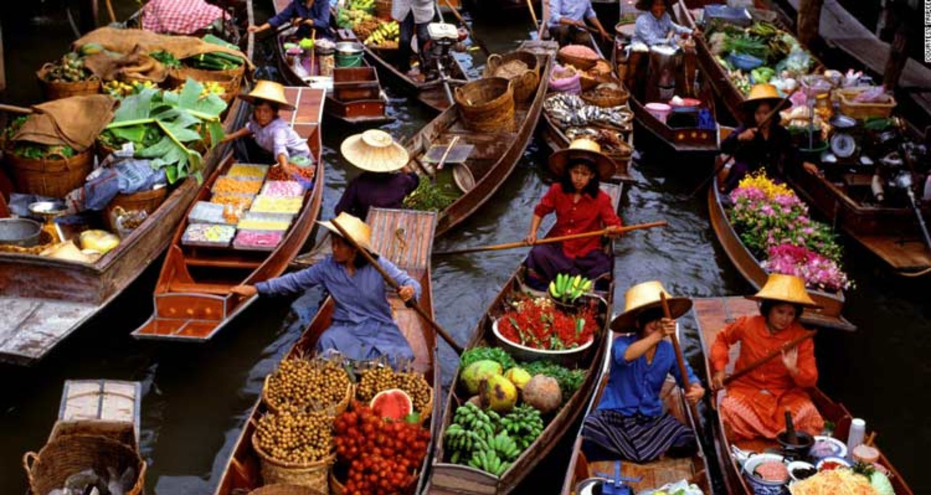 2015-11-floating-market-in-bangkok-1