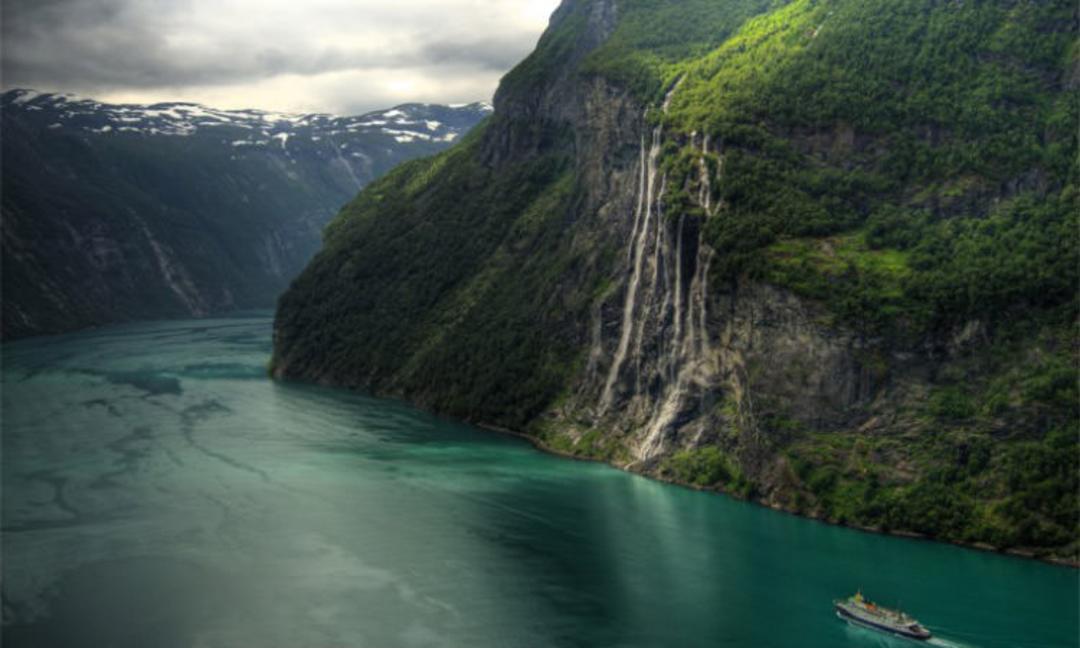 2015-11-geirangerfjorden-waterfalls-norway-11