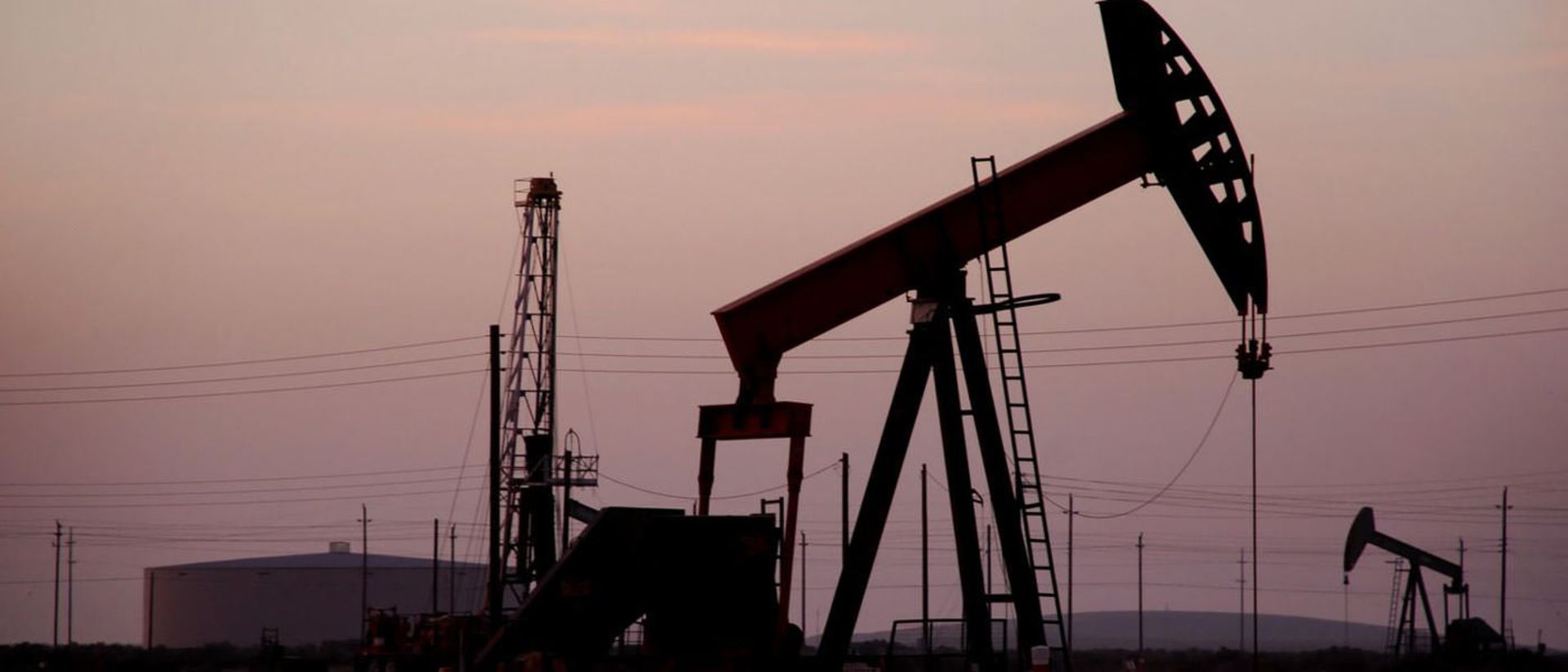 2015-11-iran-oil-industry5454