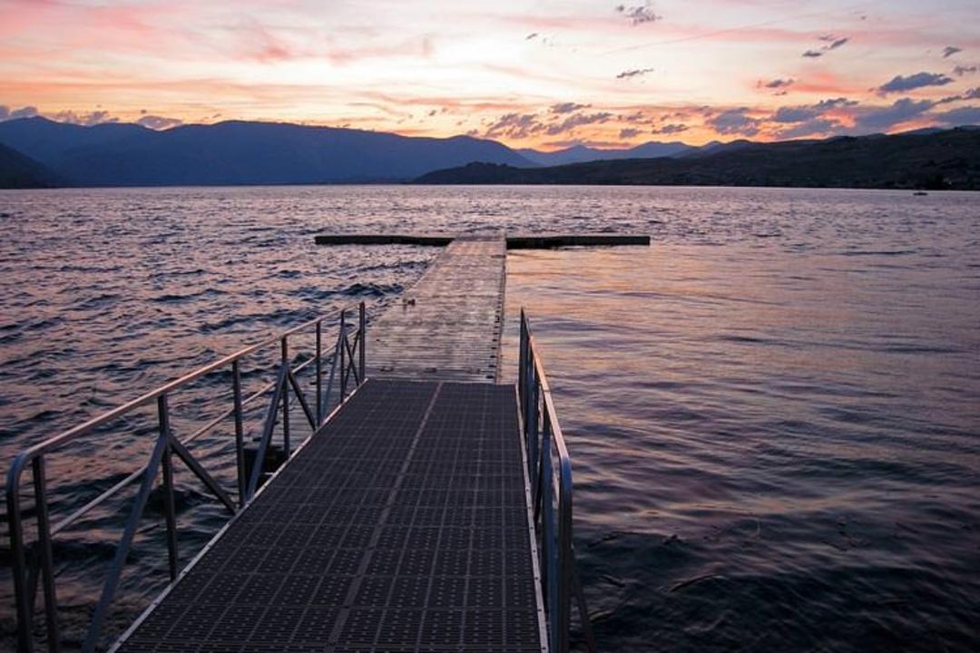 2015-11-lake-chelan-washington