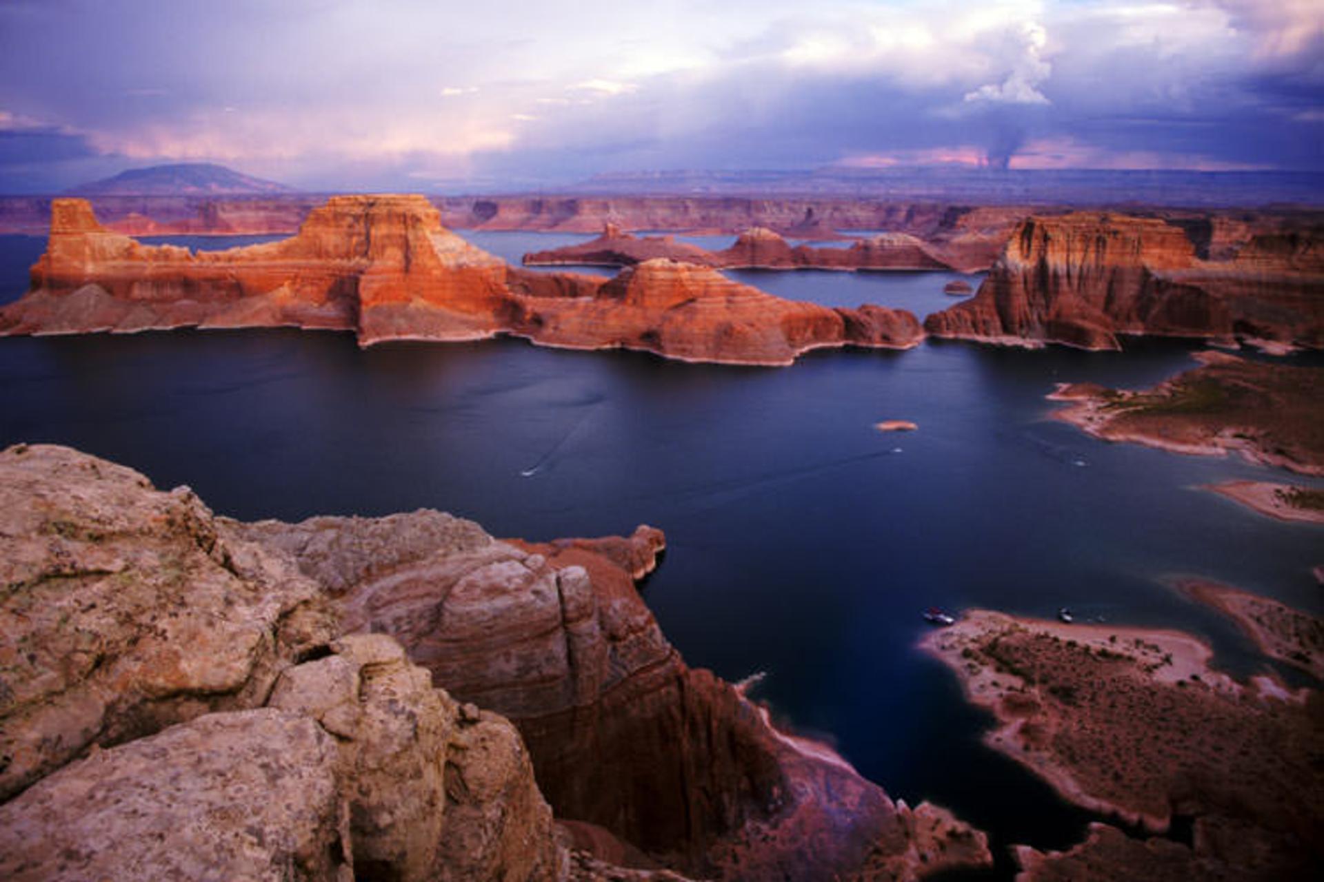2015-11-lake-powell-glen-canyon-national-recreation-area