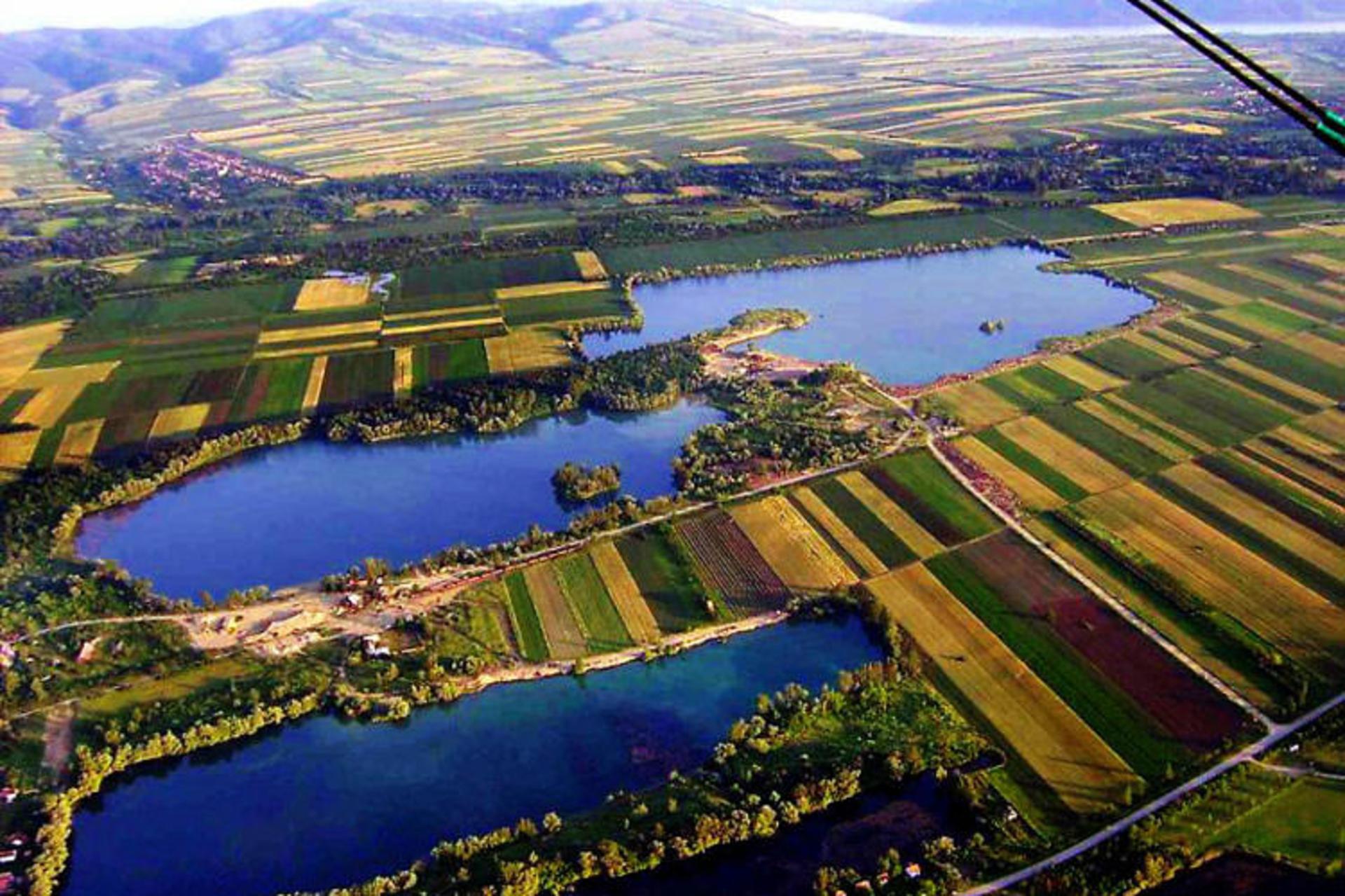 2015-11-lakes-of-bela-crkva