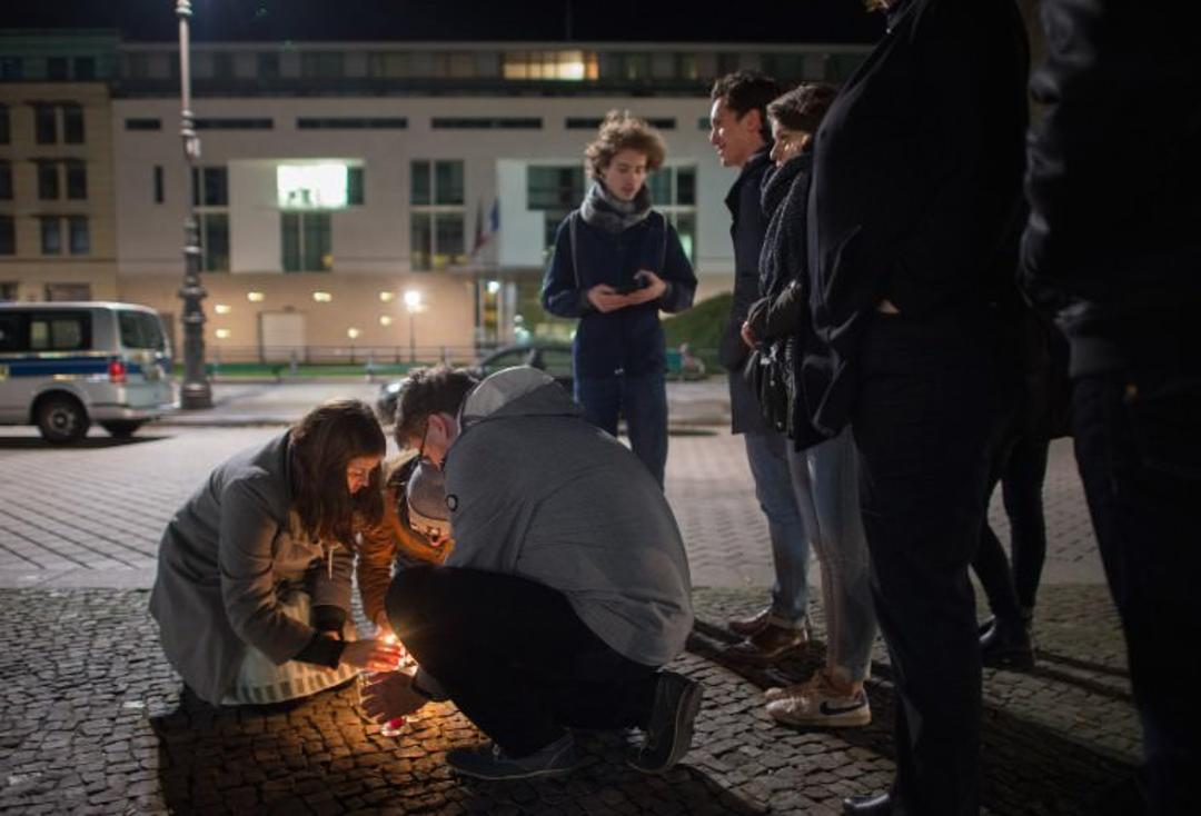 2015-11-longform-original-29996-1447493371-9