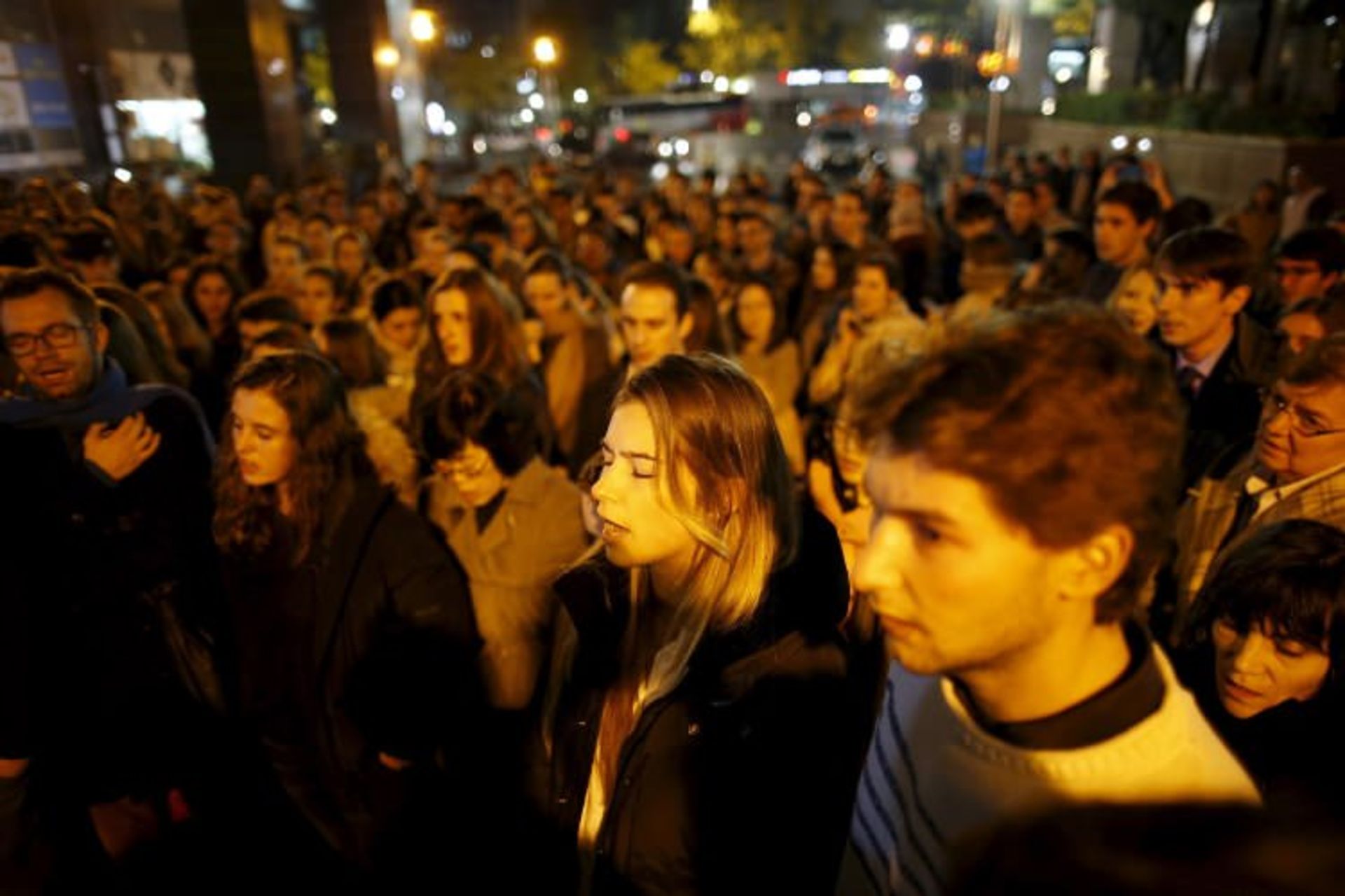 2015-11-longform-original-32422-1447510793-4