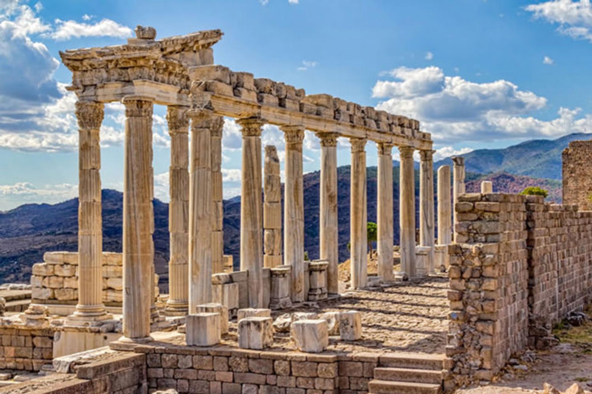 2015-11-pergamon-new
