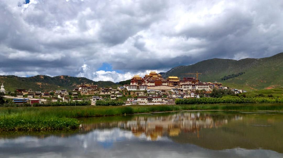 2015-11-songzanlin-shangri-la-china3