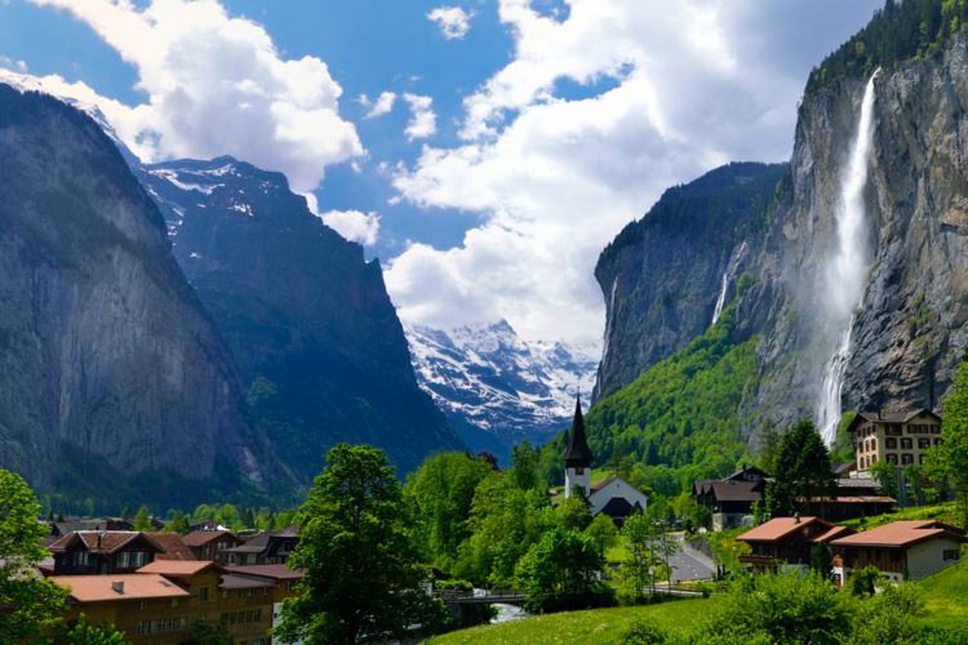 2015-11-staubbach-falls-switzerland1