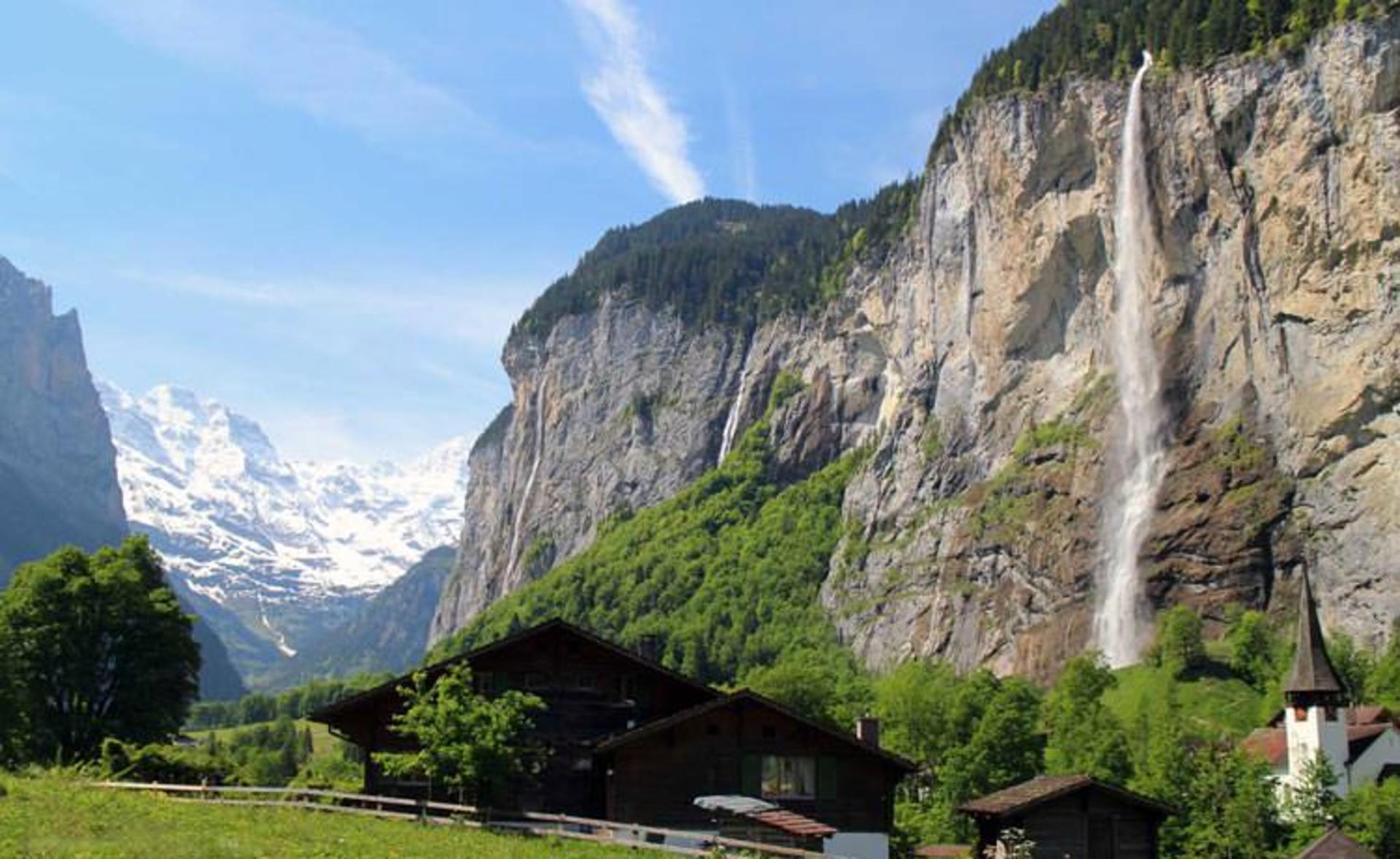 2015-11-staubbach-falls-switzerland2