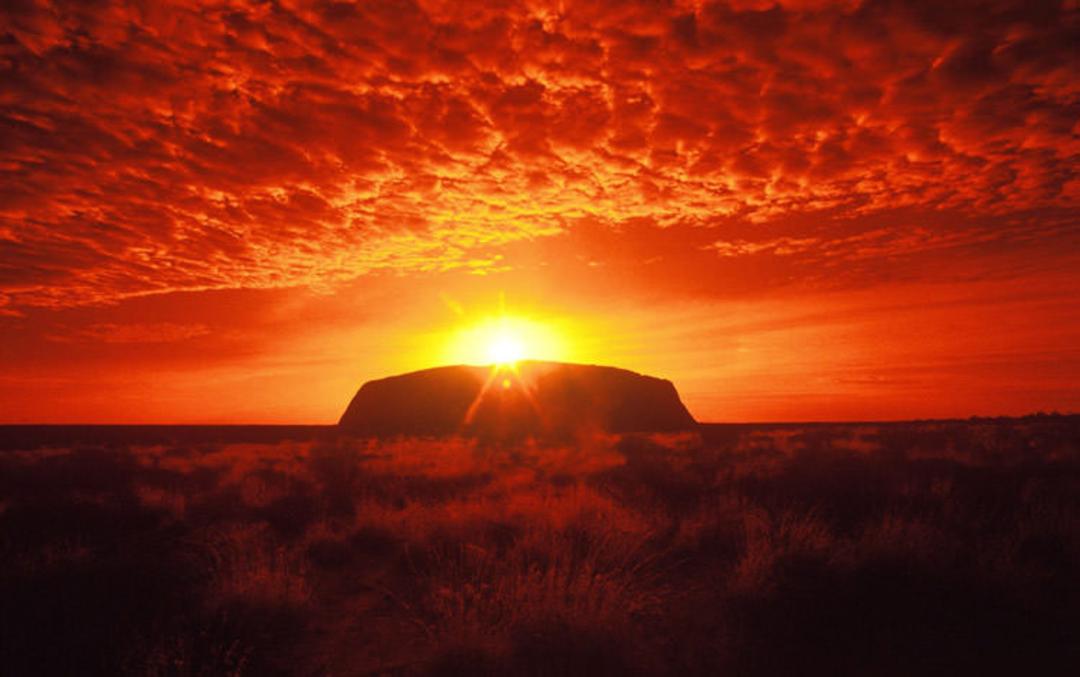 2015-11-top-sacred-uluru2