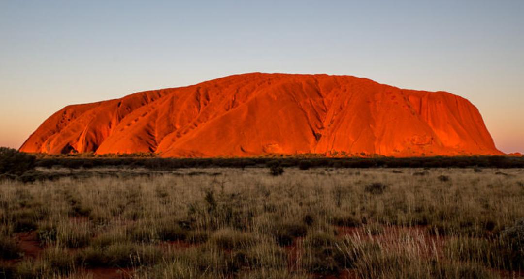 2015-11-top-sacred-uluru5