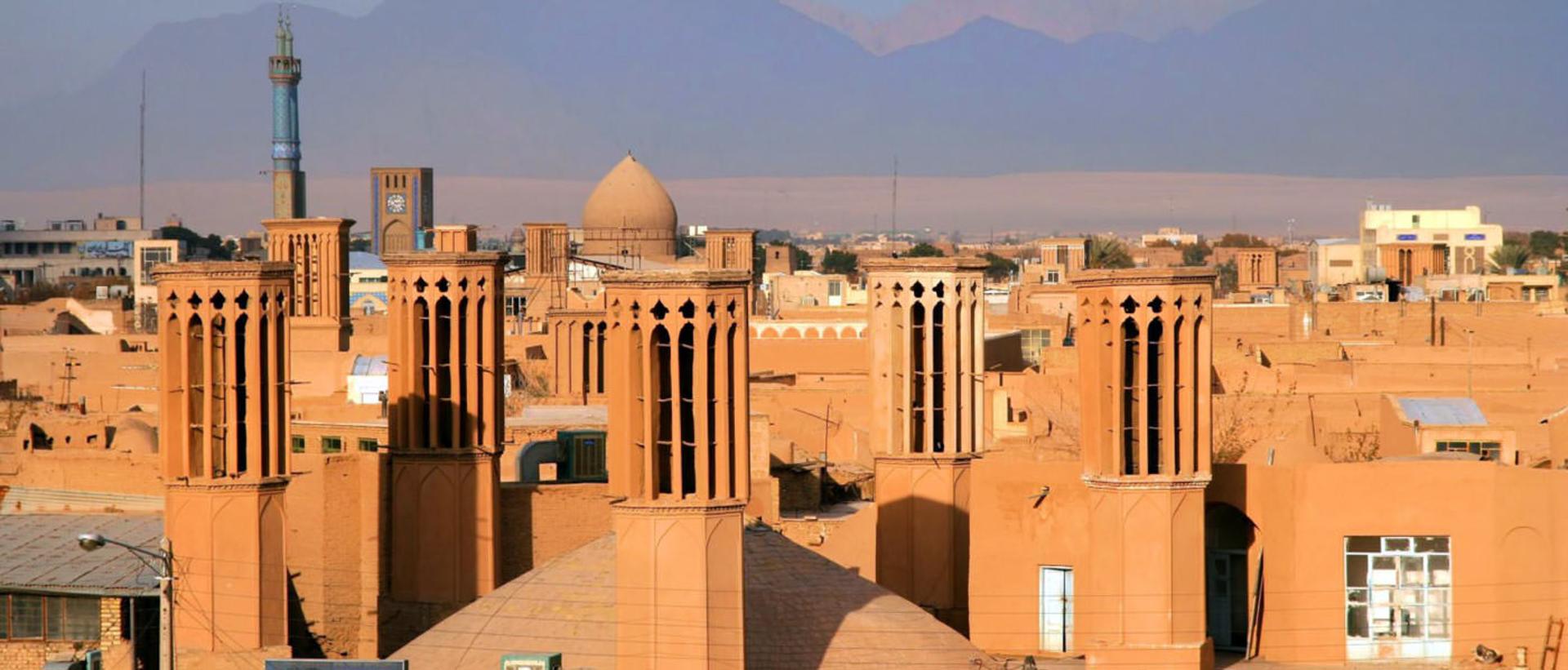 2015-11-yazd1051