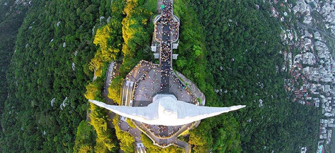 2015-12-07e719a1-62c0-4e18-981a-19430bcbcd01-best-drone-photos-2015-dronestagram-eric-dupin-33__880