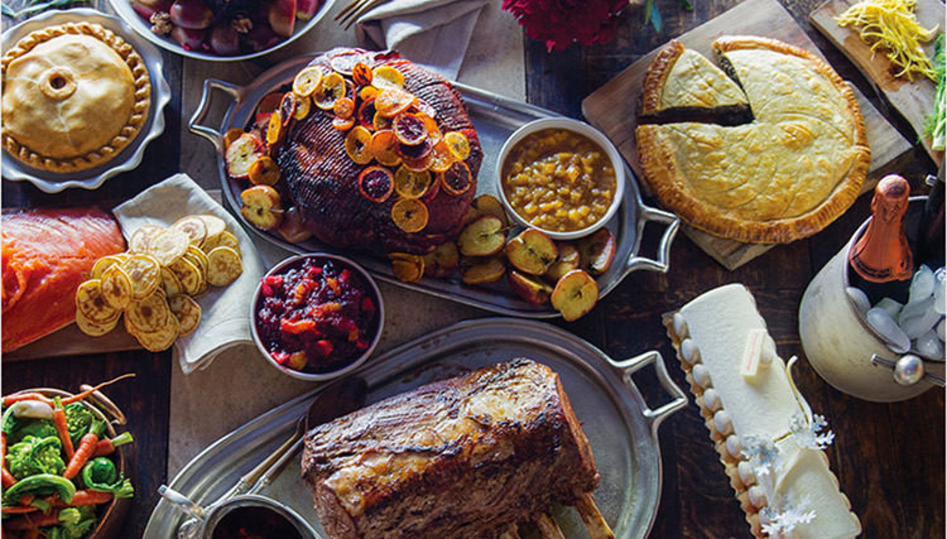 2015-12-0bb4ac0a-b64d-4012-909d-7023e8b6739b-christmas-dinner-2