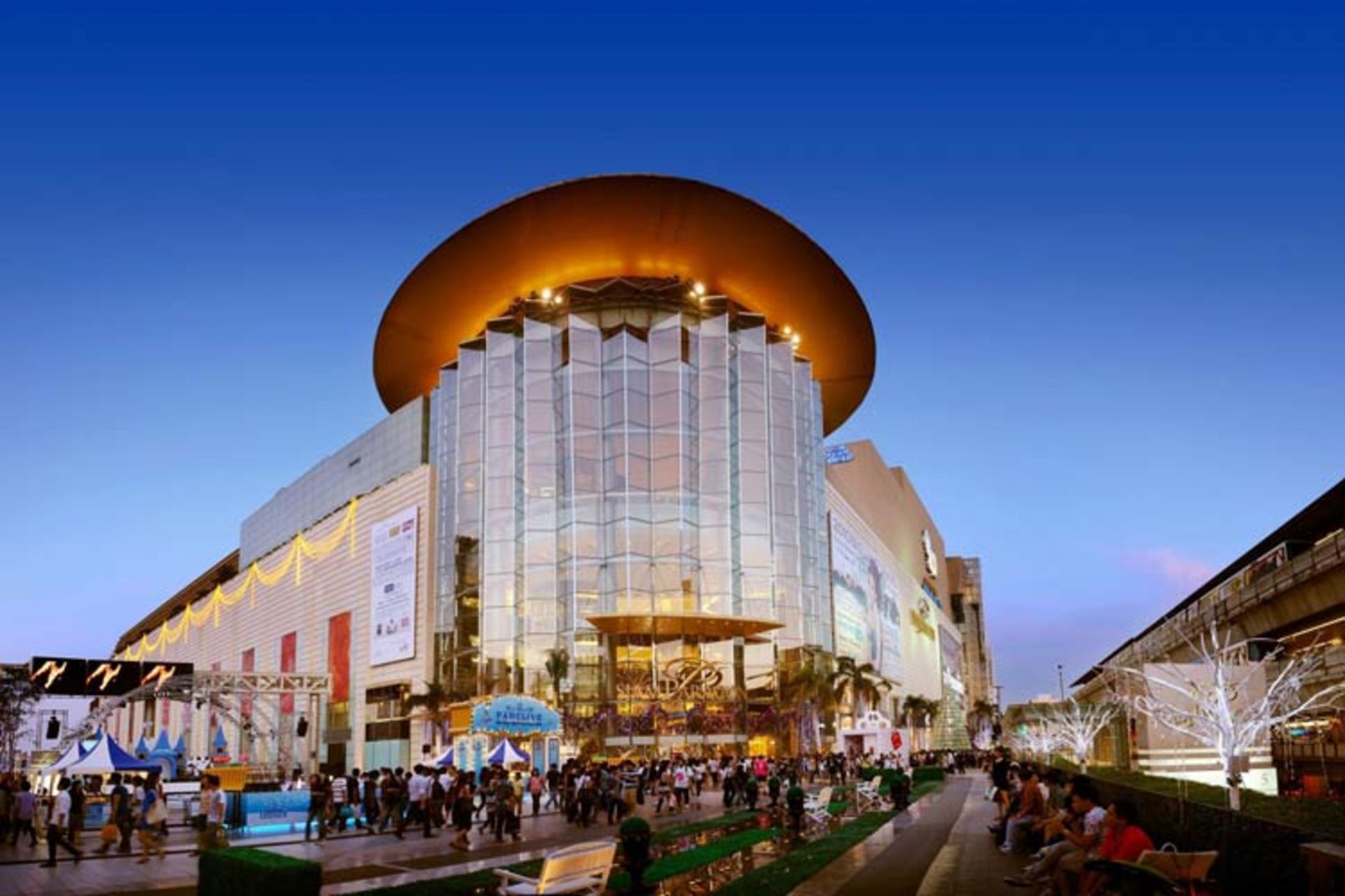 2015-12-1ec115fb-06a7-4e19-ab6b-d551b7b79f35-siam-paragon-shopping-mall-in-bangkok-thailand555