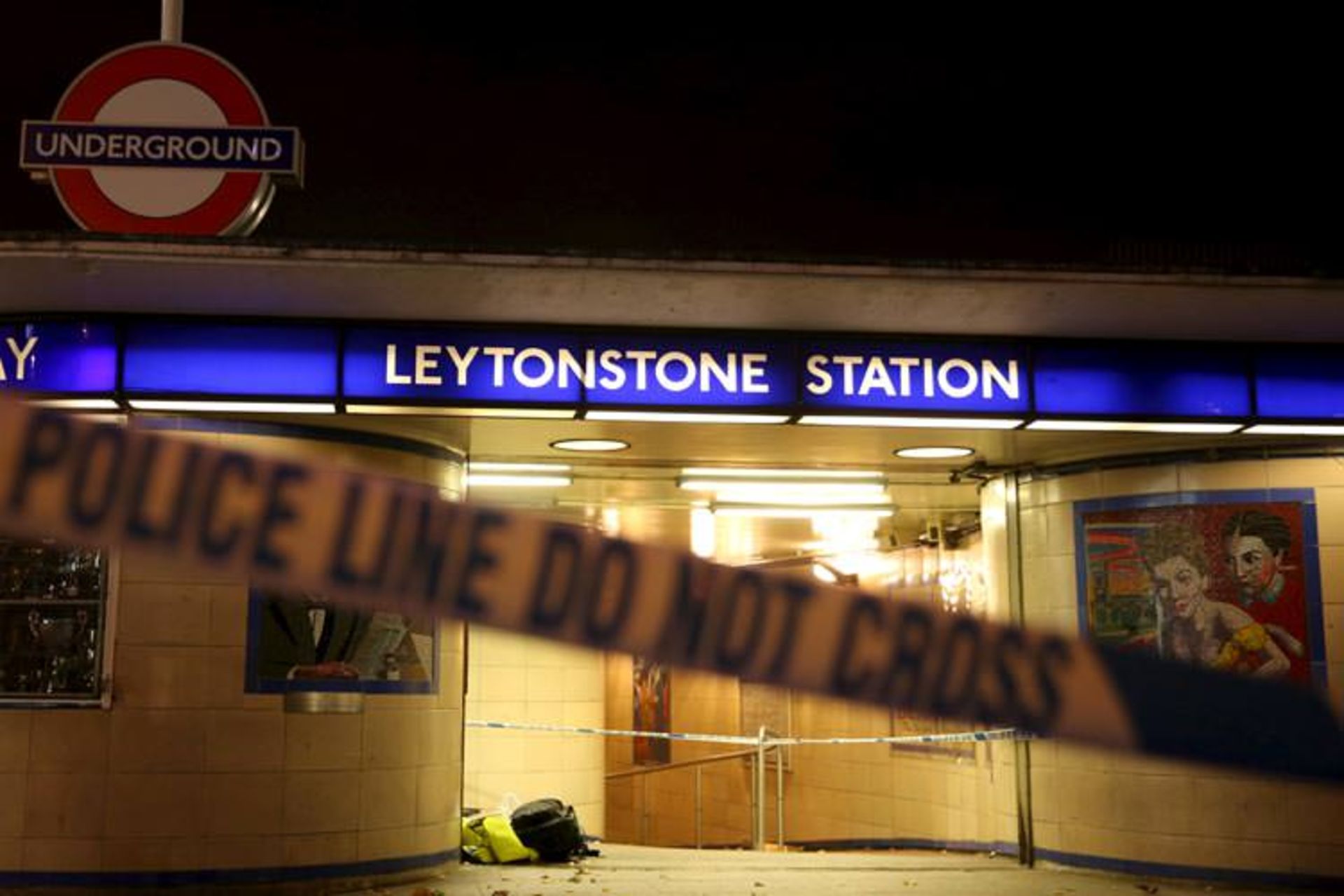 2015-12-2015-12-06t005354z_1_lynxmpebb500i_rtroptp_4_britain-security-attack555