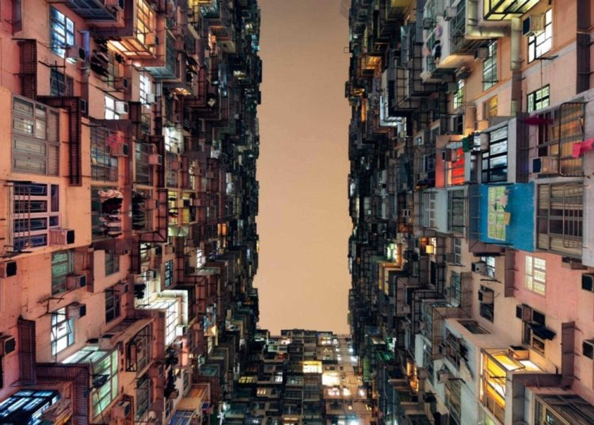 2015-12-208405-1000-14471607882725260-r3l8t8d-1000-arcaid-images_architectural-photography-awards_2015-shortlisted-photographers_dezeen_1568_7