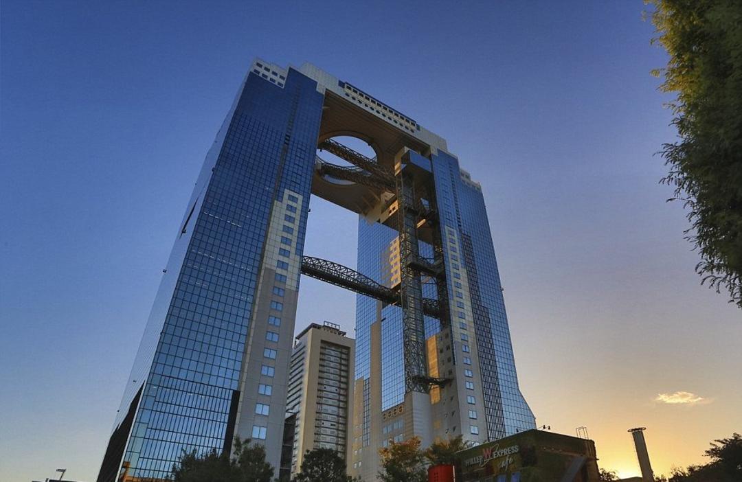 Umeda Sky Building, Osaka