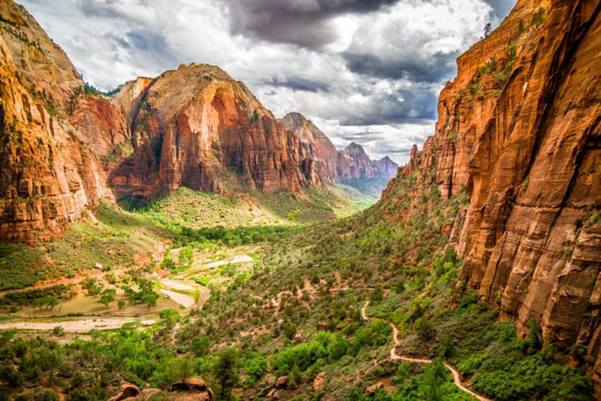 2015-12-415be4c6-6155-4fb4-8bfa-39af729c7da8-zion-national-park-in-utah2