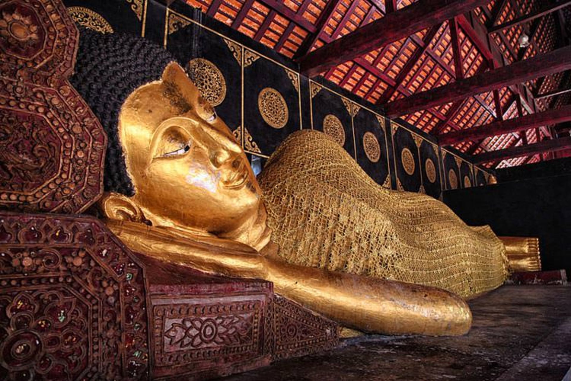 معبد Wat Chedi Luang