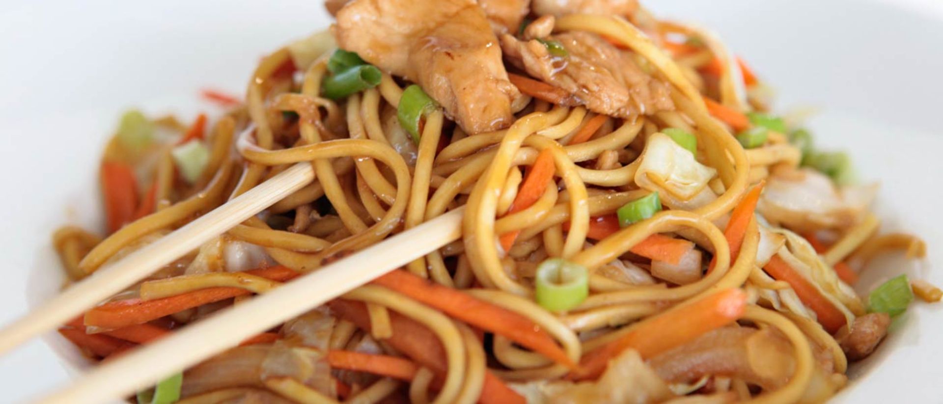 2015-12-60b57499-014e-4b10-bc91-62373da6720b-o-chinese-noodles-facebook5