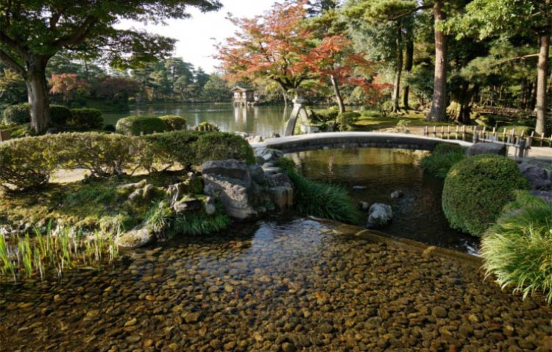 2015-12-779de4c0-7fa8-4101-8194-4eeb59922547-kenroku-en-kanazawa--japan-5