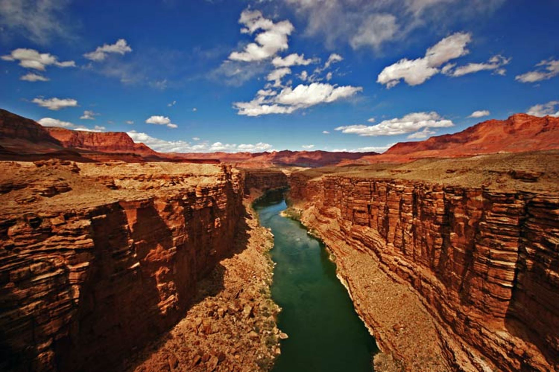 2015-12-8cd301b2-4534-4f79-97ea-ced43023c1b3-chi-indiana-man-dies-hiking-grand-canyon-201409225