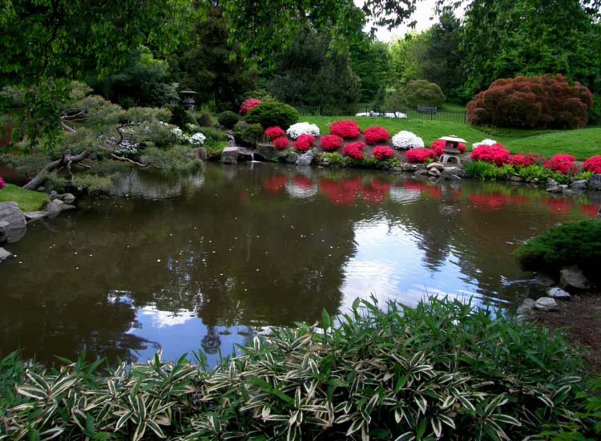 2015-12-9bd85554-65de-44c8-8e89-b6f12caa5742-shofuso--japanese--house--and--garden-west--fairmount--park-philadelphia--usa-4