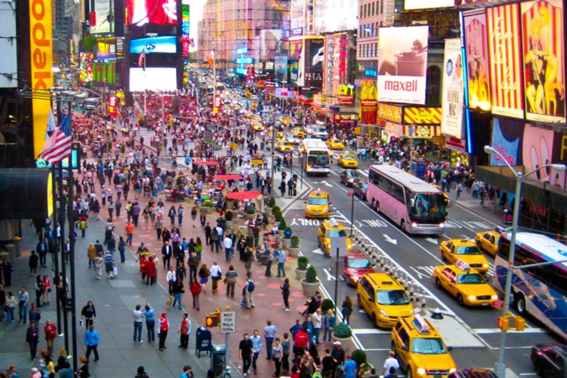 2015-12-aade8e51-df6b-4ff9-a929-6c8b8e177a9d-new-york-city-times-square-2010-15