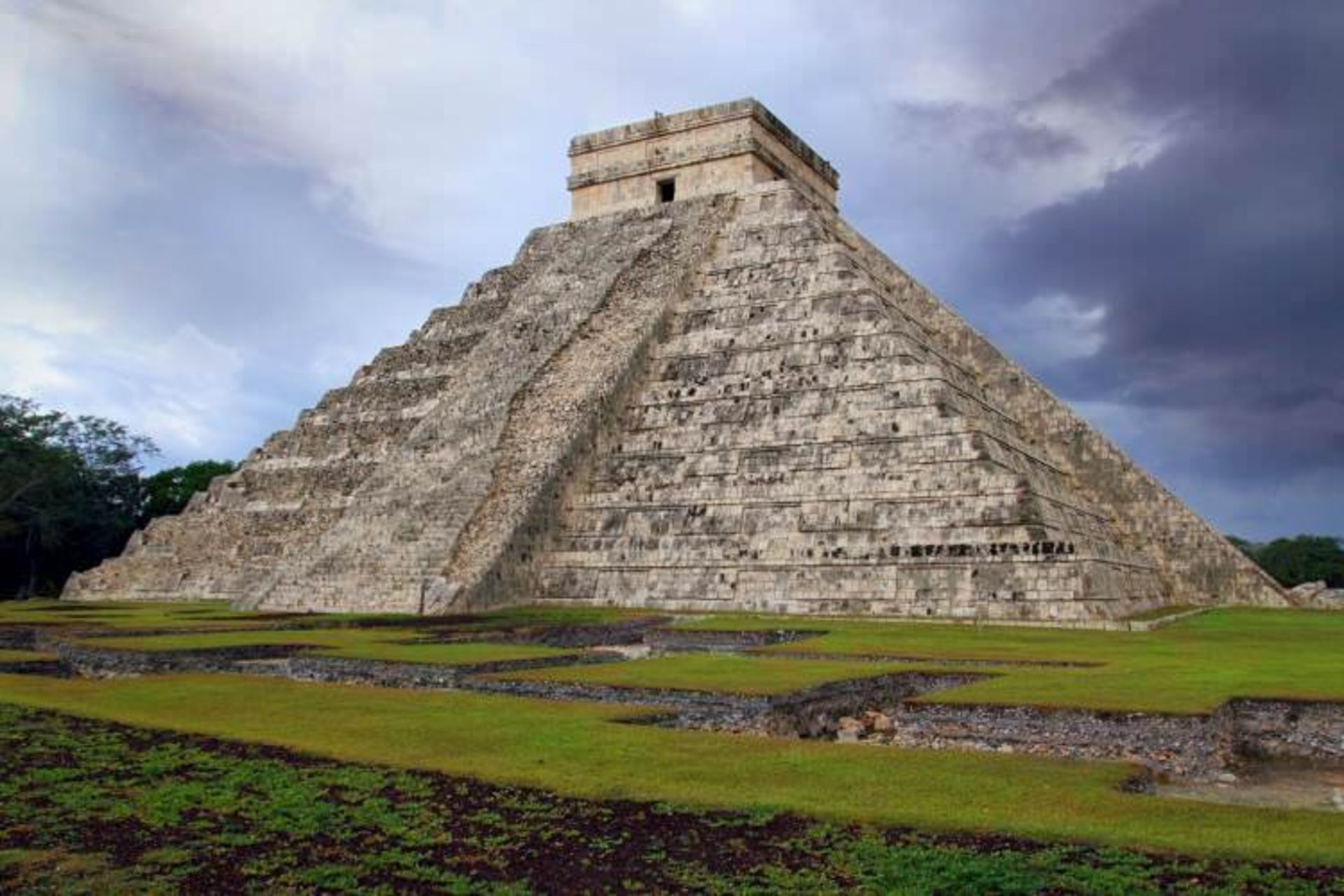 El Castillo
