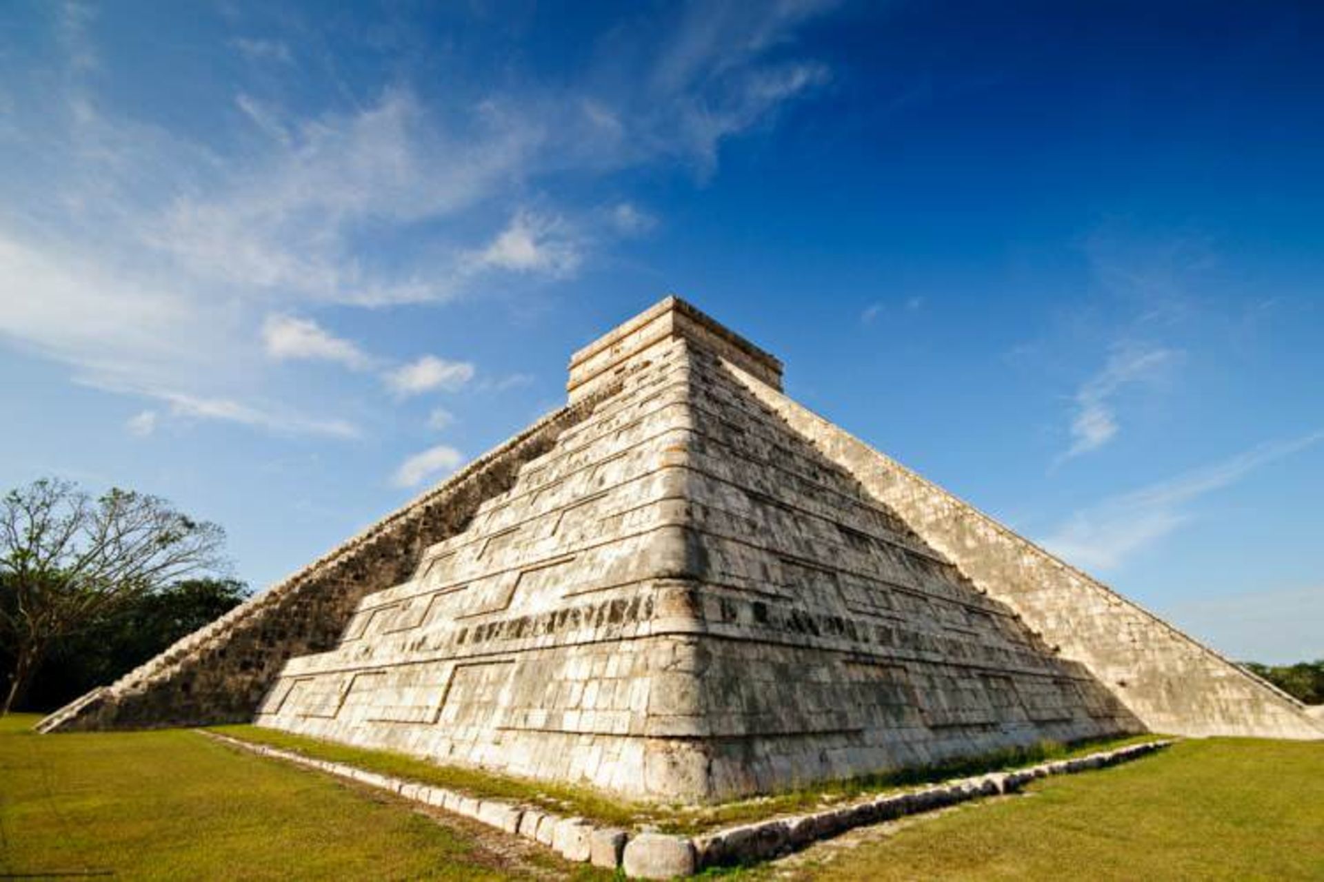 El Castillo