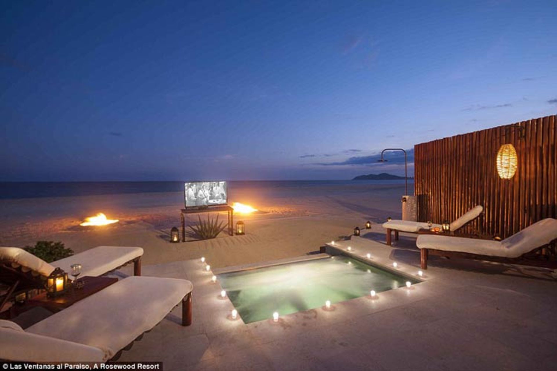 2015-12-f9fda039-e351-433d-aa66-d3b3c453ef9e-2f32ceb600000578-3350759-image-a-6_1449840703480