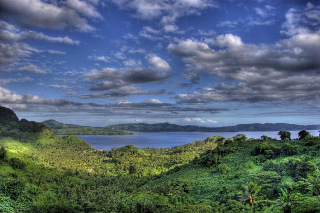 2015-12-fiji-rainforest-bay-eecue-a-land-of-tropical-rainforest
