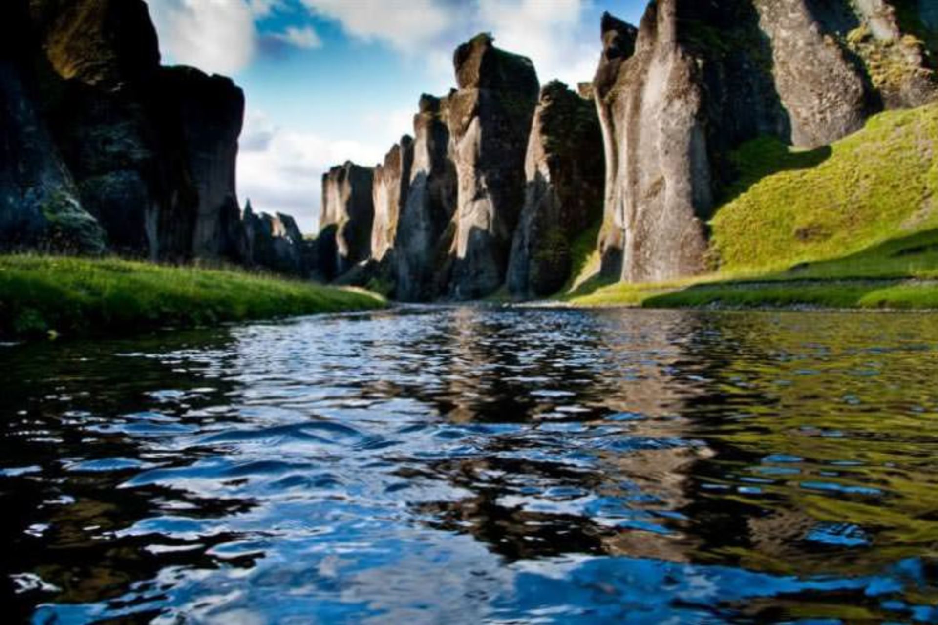 2015-12-fjaðrá-river
