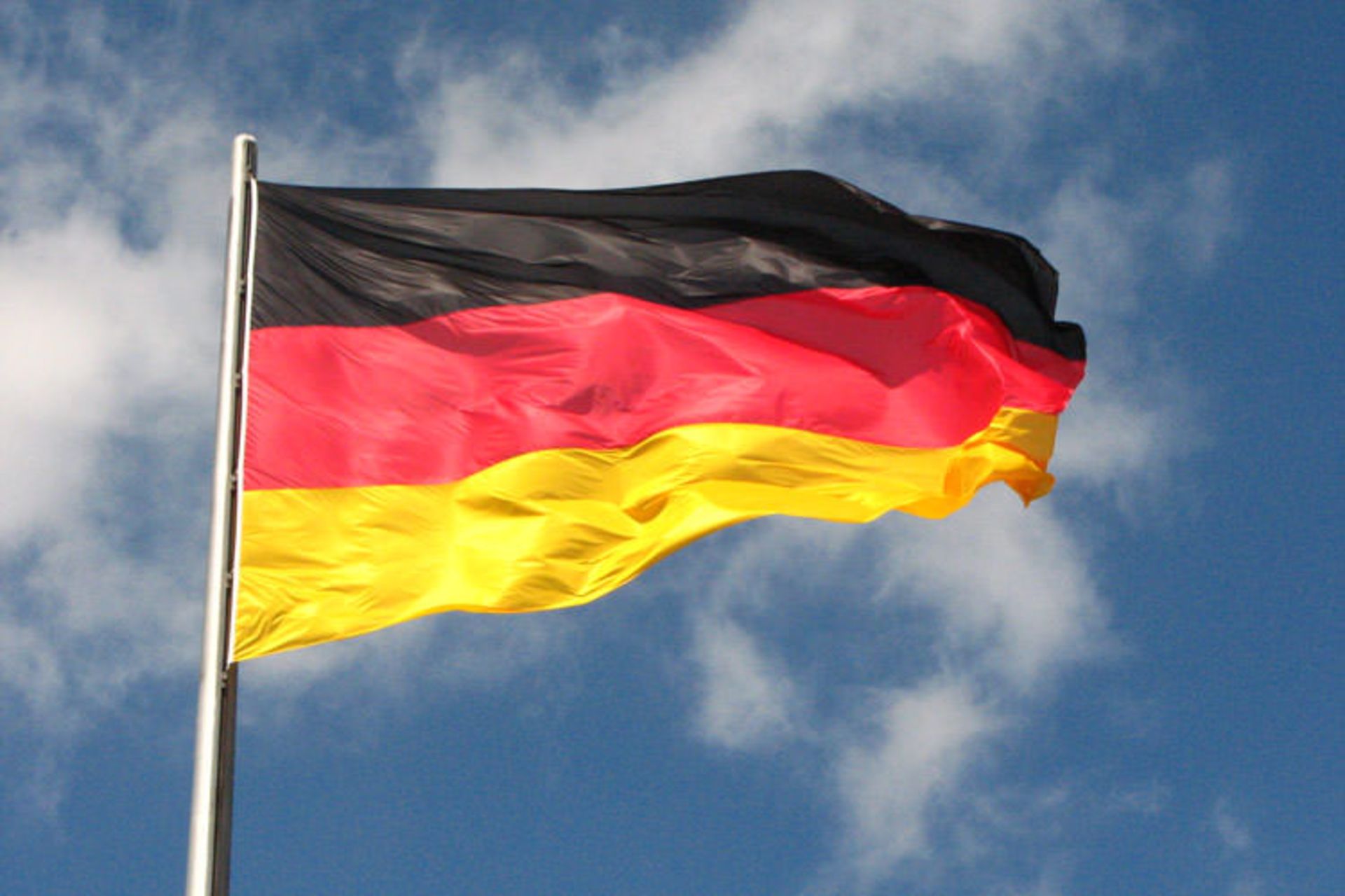 2015-12-flag-of-germany-new