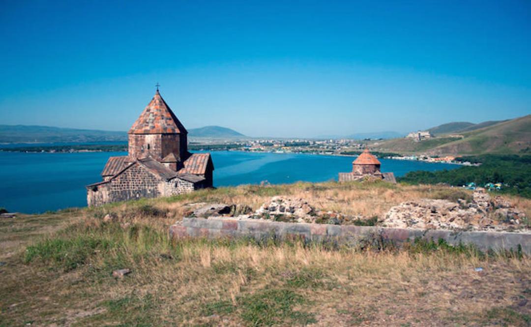 دریاچه سوان